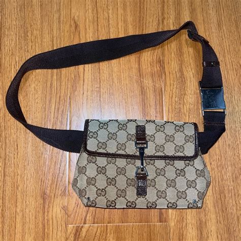 fake gucci leather fanny pack|gucci fanny pack vintage.